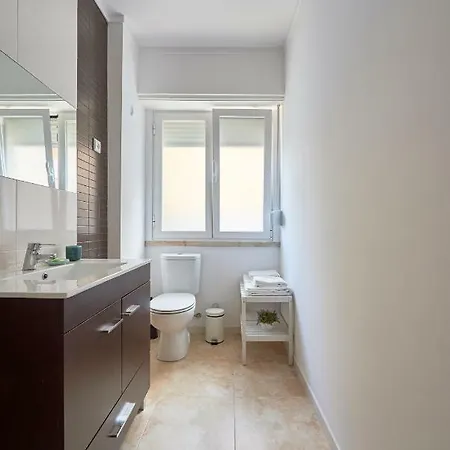 Belém Light Filled Apartment, By Timecooler Appartamento