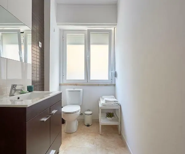 Belem Light Filled Apartment, By Timecooler Lägenhet