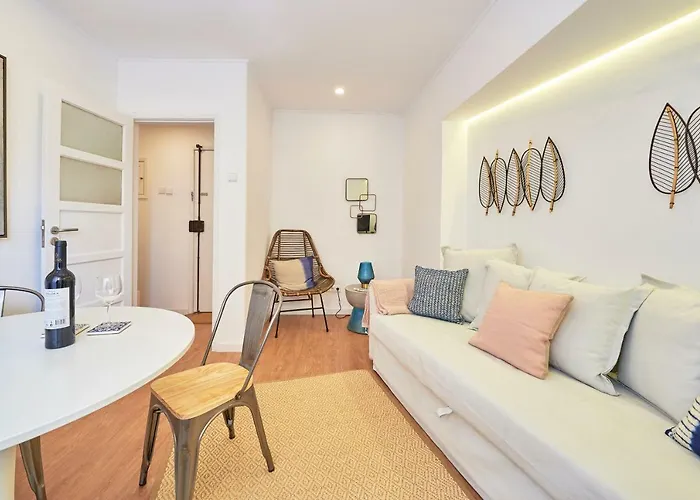 Belem Light Filled Apartment, By Timecooler Lisboa