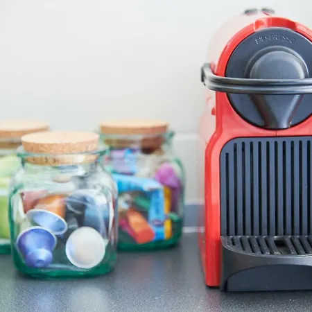 Belem Light Filled Apartment, By Timecooler Апартаменты *